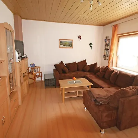 Ferienhaus Zur Mosel I 度假居 Kövenig